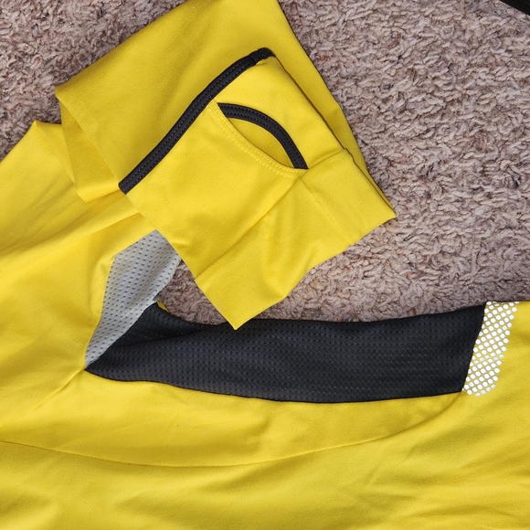 NWOT Fila Sport Quarter Zip - Picture 4 of 6